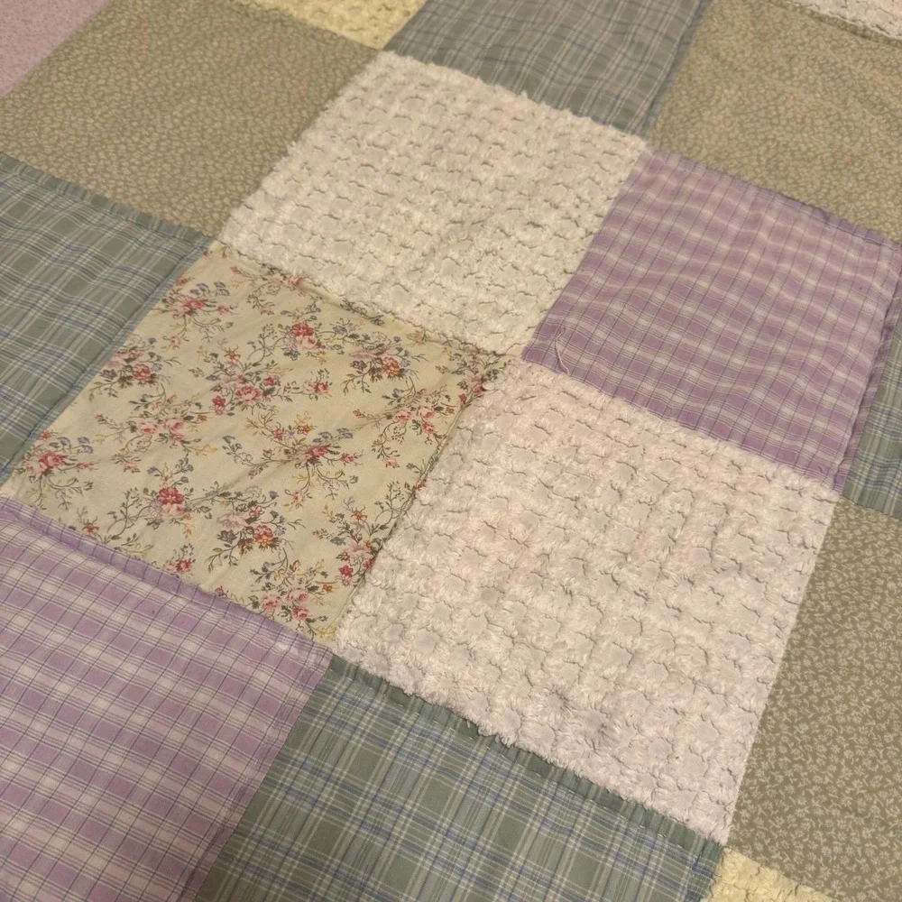 Vintage Shabby Chic Quilted Patchwork Quilt Floral Chenille Baby Throw  Blanket